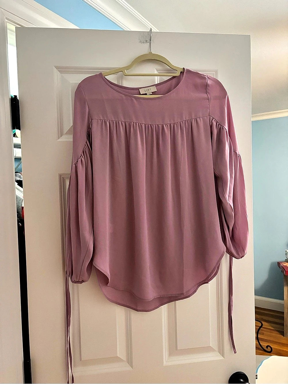 LOFT Pink Long Sleeve Blouse Size XS Like New